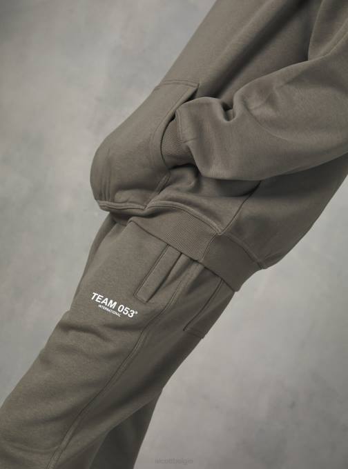 Heren Alcott bg1 beige donker joggingbroek met team 053 print kleding PT24769