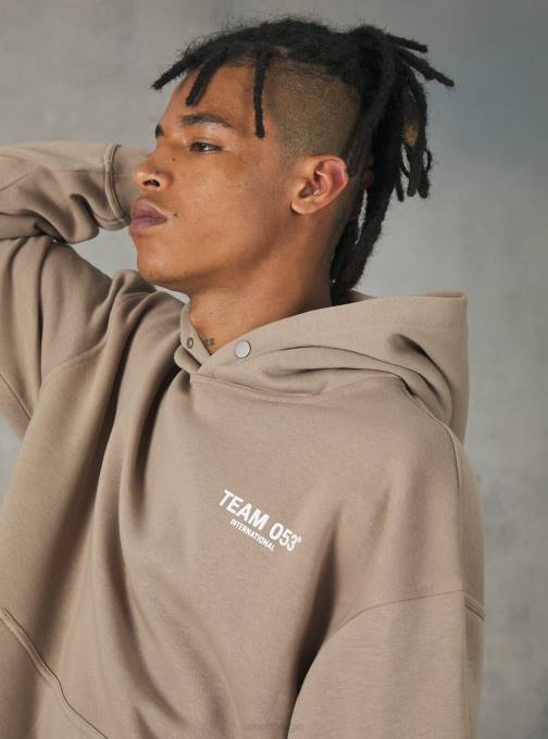 Heren Alcott sa2 zand medium sweatshirt met team 053-print kleding PT241057