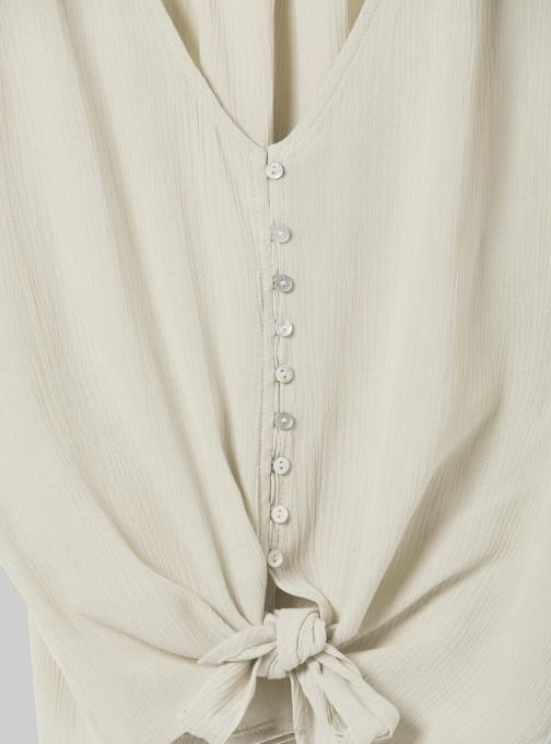 vrouwen Alcott wh2 wit shirt met v-hals en knoop in de taille kleding PT24219