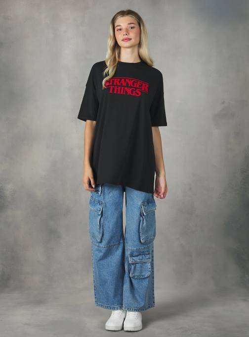 vrouwen Alcott bk1 zwart oversized t-shirt van Stranger Things kleding PT24135