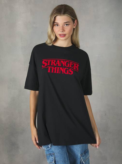 vrouwen Alcott bk1 zwart oversized t-shirt van Stranger Things kleding PT24135